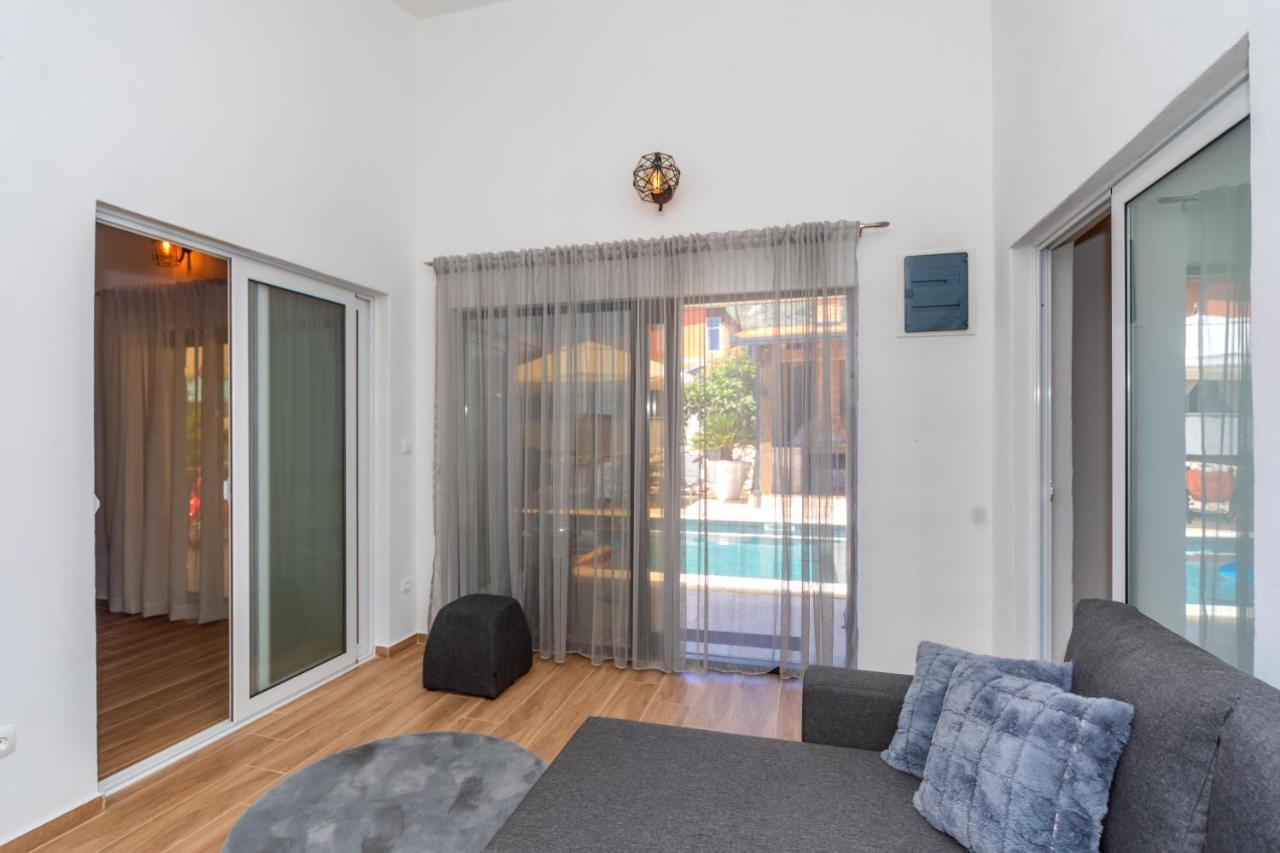 Apartman Sara Bar Exterior photo